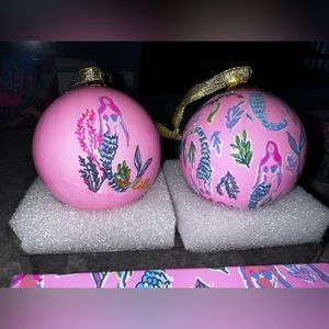 NEW IN BOX Lilly Pulitzer Christmas ornaments in Pink Blossom Girls Night Out